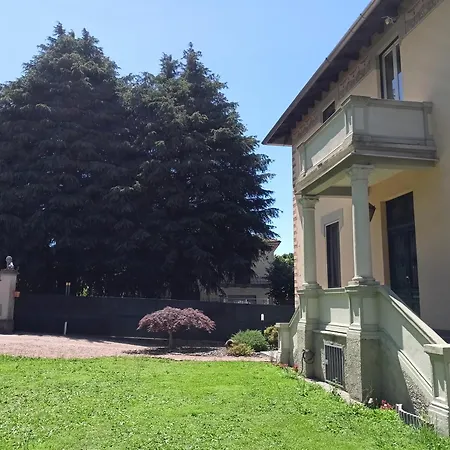Magnifica In Stile Liberty Con Giardino Near Milano Malpensa