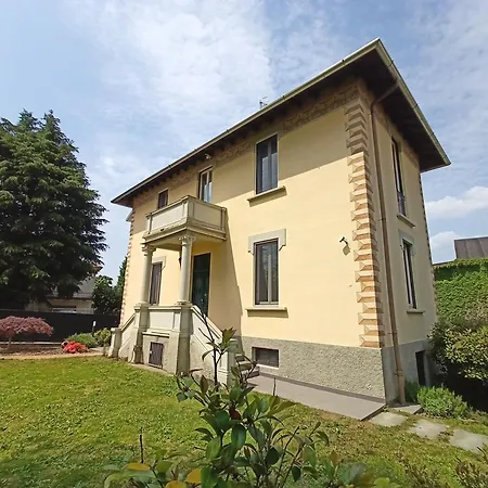 Villa Magnifica In Stile Liberty Con Giardino Near Milano Malpensa *